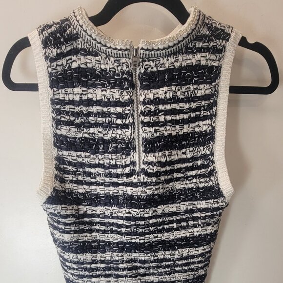 Alice & Olivia sleeveless blouse white/black striped size S quarter zip NWOT - Picture 2 of 6